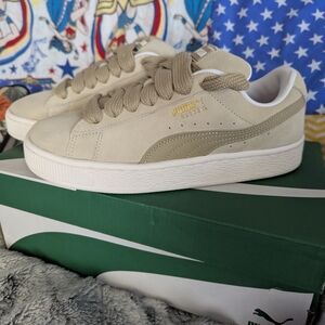 Puma Suede XL in Putty-Warm White